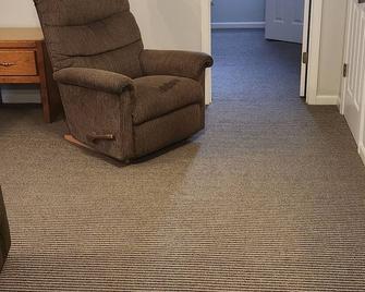 Charming 1-bedroom apartment with AC and WiFi in wonderful Easley - Easley