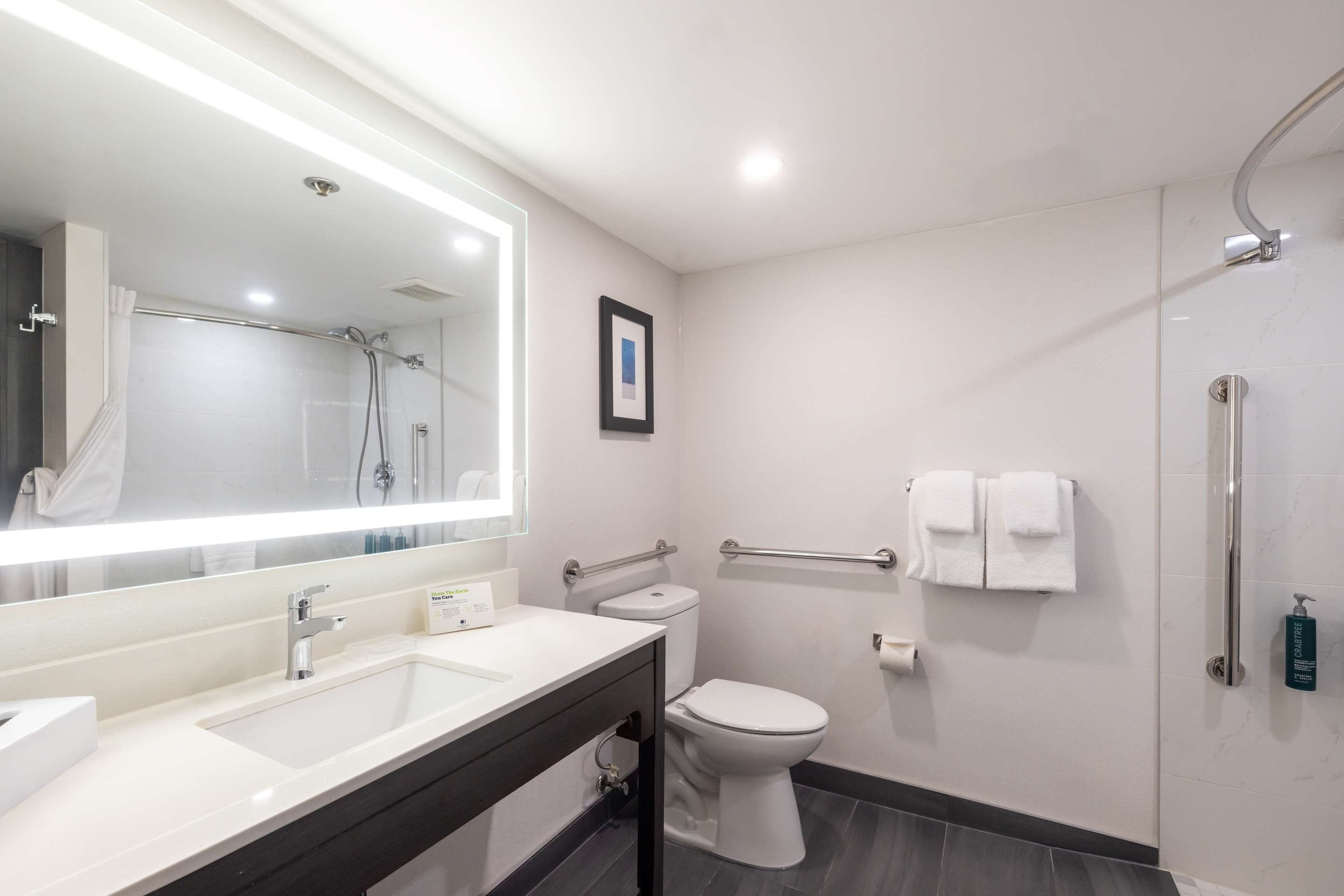DoubleTree by Hilton Calgary North