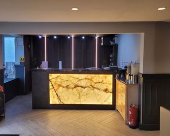 The Gatwick White House Hotel - Horley - Rezeption
