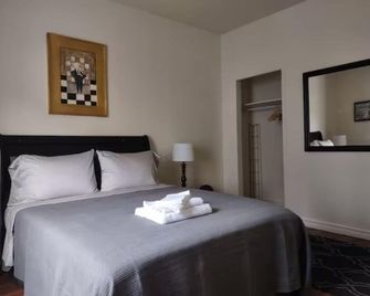 Jelly Bean 1 - St. John's - Bedroom
