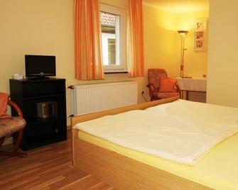 Landhotel Weinrich - Naumburg - Schlafzimmer