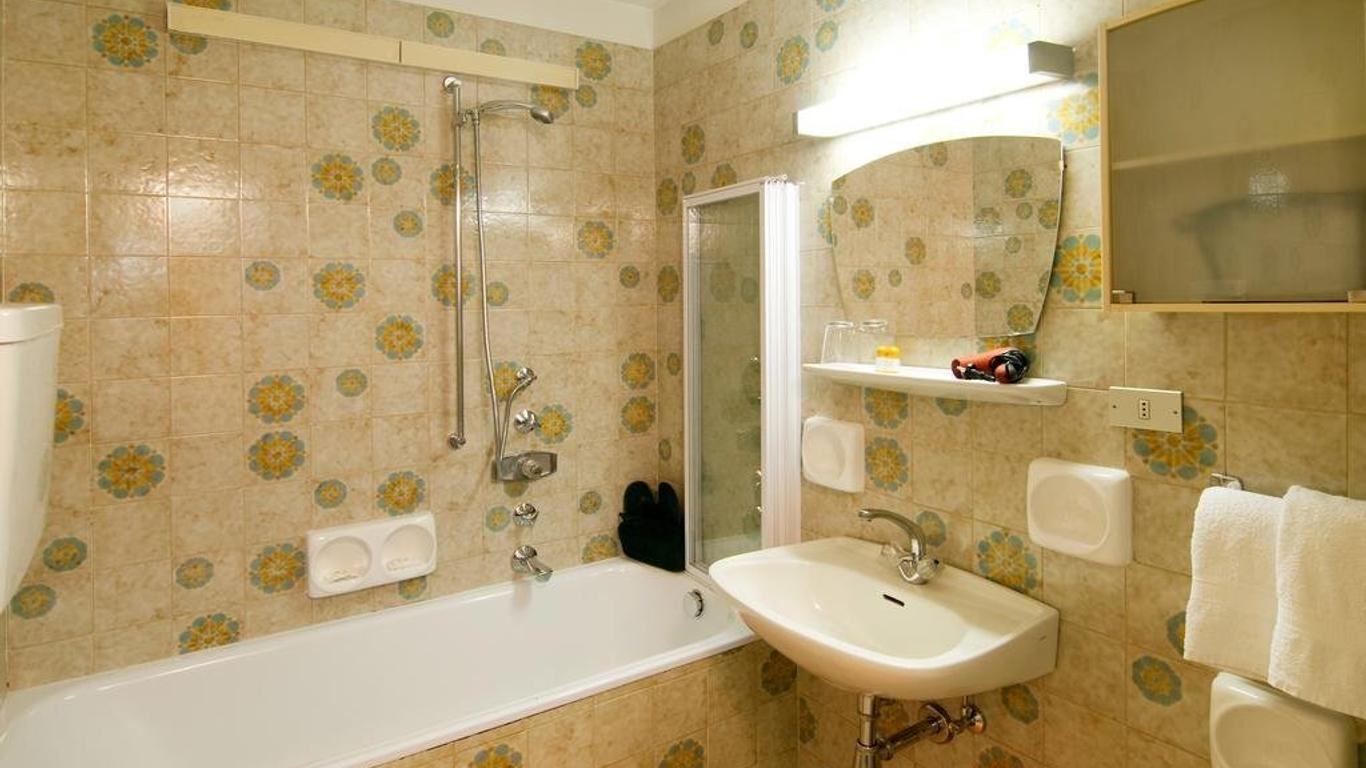 Cësa Panaval Apartments