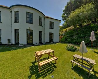 Laston House - Ilfracombe - Building