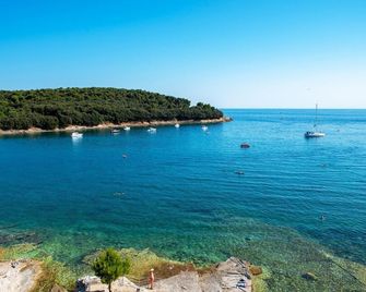 Centinera Deluxe Mobile Homes - Banjole - Playa