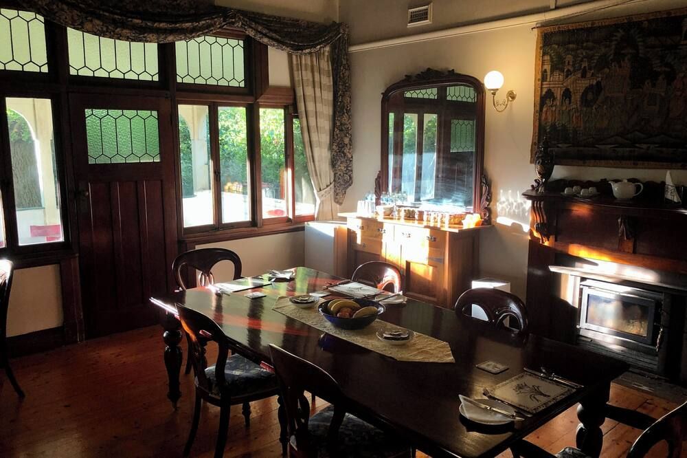 لوريلاي بد آند بريكفاست