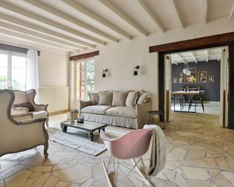 Havre de paix avec vue panoramique - Urval - Salon