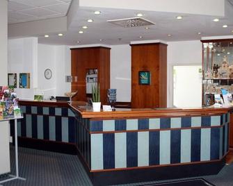 Quick Hotel Dresden West - Kesselsdorf - Рецепція
