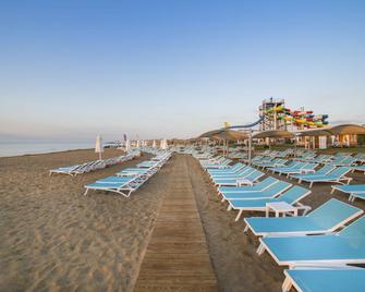 Limak Cyprus Deluxe Hotel - Vokolida - Beach