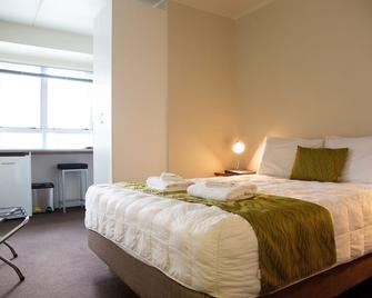 City Lodge Accommodation - Auckland - Bedroom