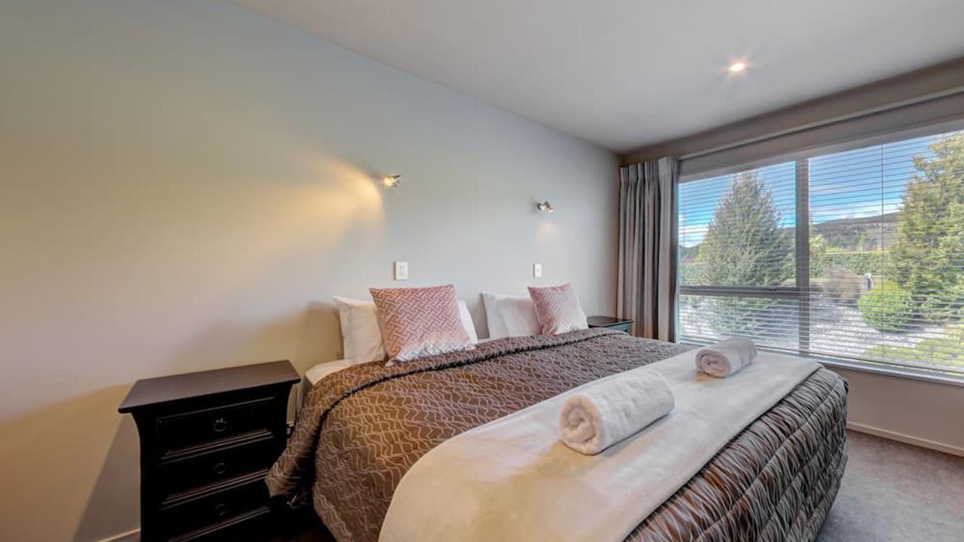 Alpine Resort Wanaka Thc Hotels And Resorts