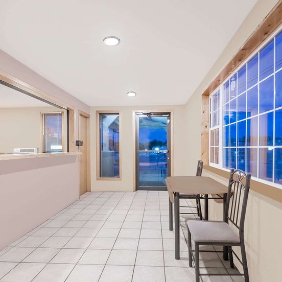 Lobby view of Super 8 by Wyndham Belle Fourche SD