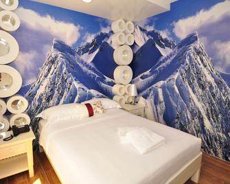 Seascape Resort - Bauan - Habitación