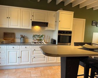Beautiful holiday home - Sassetot-le-Mauconduit - Kitchen