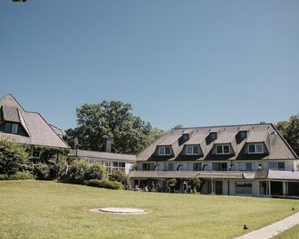 Seehotel Töpferhaus - Alt Duvenstedt - Edificio