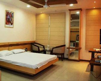 Hotel Lake View - Bathinda - Habitación