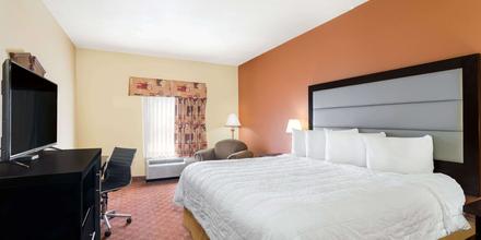 Image of hotel: Baymont by Wyndham Fayetteville