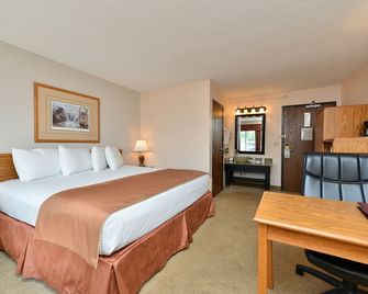 Super 8 by Wyndham Rapid City - ראפיד סיטי - חדר שינה