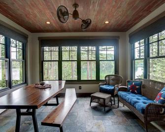 Two Side By Side Luxury Lakeside Homes With Dock, Sandy Beach, Kayak/Sups - Traverse City - Living room