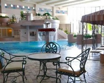 Hotel Listel Inawashiro Wing Tower - Inawashiro - Pool