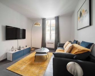 Bright beautiful apartment - city center Cannes - Cannes - Sala de estar