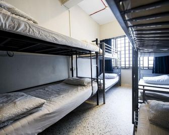Urban Hostel - Singapore - Bedroom