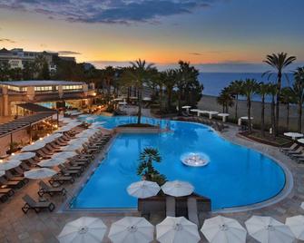 Luxury 3 Bedroom Ocean Front Serviced Apartment at Marriott's Playa Andaluza - Estepona - Pool