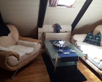 Frisian good - your stay at the Bieber's - Varel - Living room