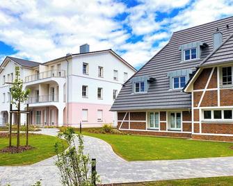 Sonnenseite Parkliebe, App 06 - Wustrow (Darss) - Gebäude