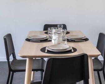 Coeur Courrouze - Appartement 2 chambres avec parking - Rennes - Sala pranzo