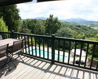 Maison Hegoa - Chambres d'hôtes - La Bastide-Clairence - Balcón