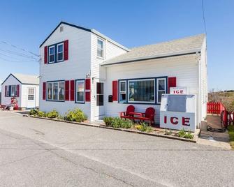 Oceana Cottages - North Truro - Edificio