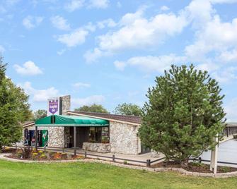 Knights Inn Racine - Racine - Edificio