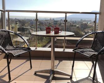 Favorit Hotel - Sofia - Balcon
