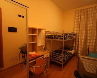 Bed & Breakfast Centro Storico - Sarnico - Dormitor