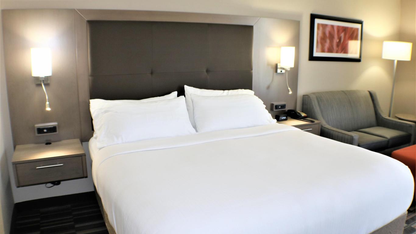 Holiday Inn Express Woodstock-Shenandoah Valley By IHG