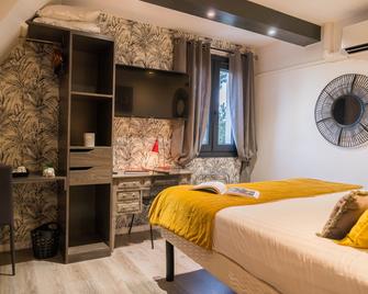 Les Terrasses de Saumur - Hotel & Appartements - Restaurant & Spa (Logis) - סאומו - חדר שינה