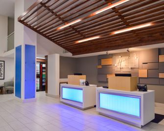 Holiday Inn Express & Suites Shreveport - Downtown By IHG - Shreveport - Recepce