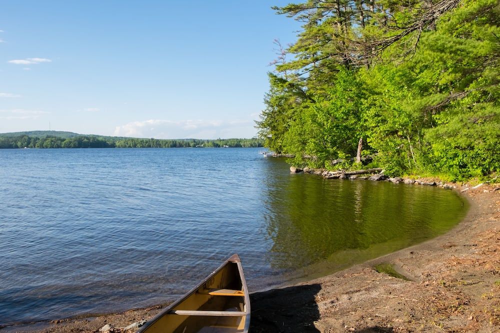 Judy's Cabin- Rustic on Lake Damariscotta with a private beach
