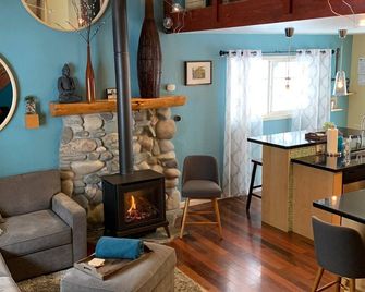 Perfect Tahoe Getaway! - Lake Tahoe South - Salon