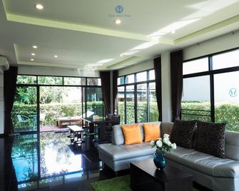 Sea & Sea Villa Resort Sangaroon - Ban Huai Yang