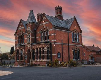 The Godwins - הרפורד - בניין