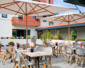 ibis Montauban - Montauban - Patio