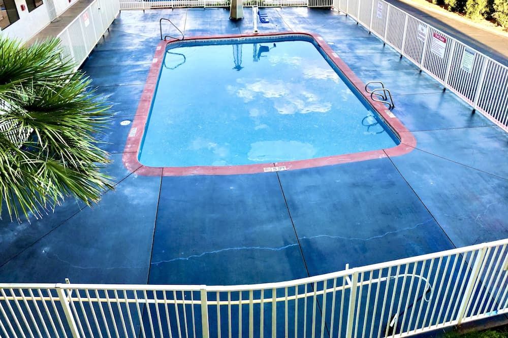 Motel 6 St George - Saint George - Piscina