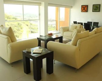La Reserva Suites - Santiago de Querétaro - Living room