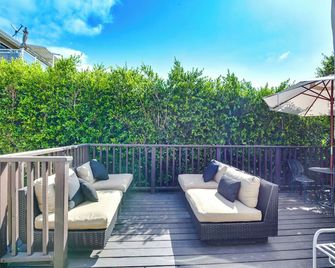 Serene San Diego Retreat with Deck - Walk to Bay! - San Diego - Balcón
