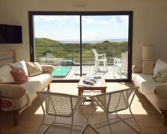 Villa At The Seaside - Portbail - Salon