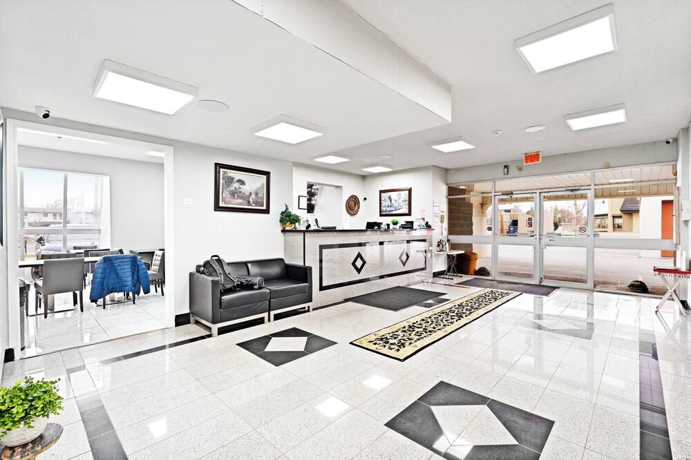 Niagara Lodge & Suites - ניאגרה פולס - לובי