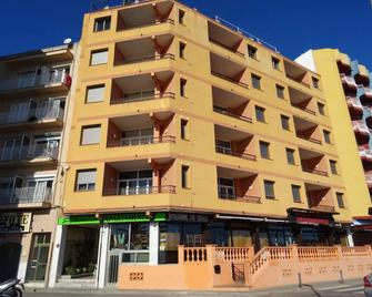 Apartamentos Elvira - Blanes - Edificio