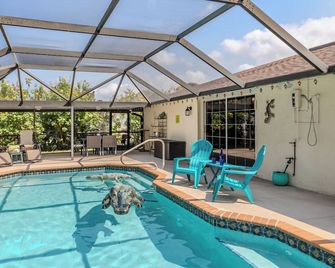 Alligator Escape - Heated pool haven just minutes from Venice beaches - Venice - Basen