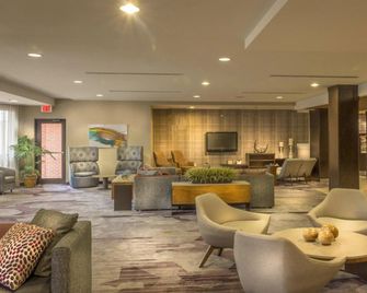 Courtyard by Marriott Greensboro Airport - Greensboro - Lounge